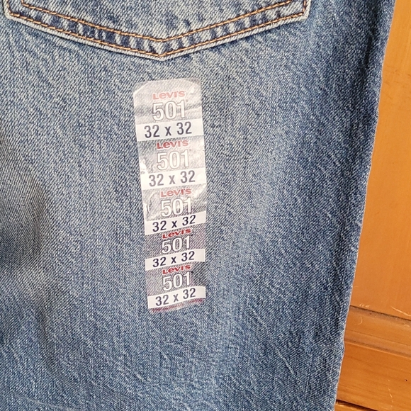 Levi's 501 Jeans - Picture 3 of 9